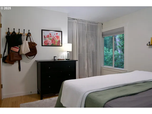 $289,000 | 28740 Southwest Parkway Avenue, Unit D4, Wilsonville, OR 97070