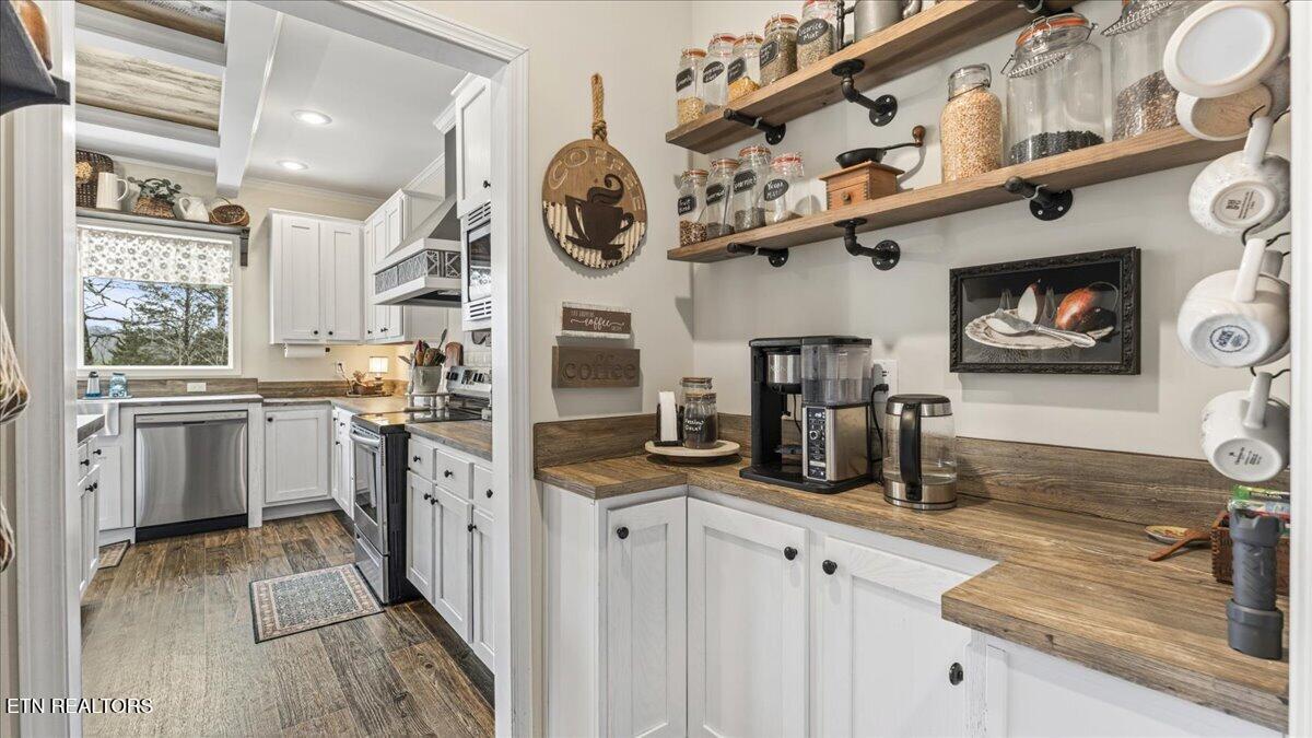 361 Walnut Creek Road White Pine, TN 37890 - Photo 11 of 43 14-Coffee Bar