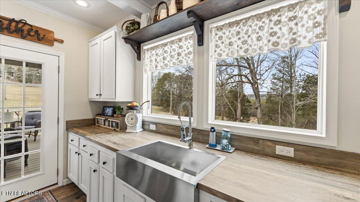 361 Walnut Creek Road White Pine, TN 37890 - Photo 9 of 43 09-Kitchen