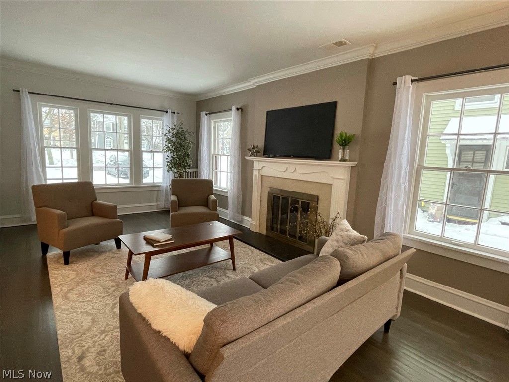 3326 Ardmore Road Cleveland, OH 44120 - Photo 15 of 32