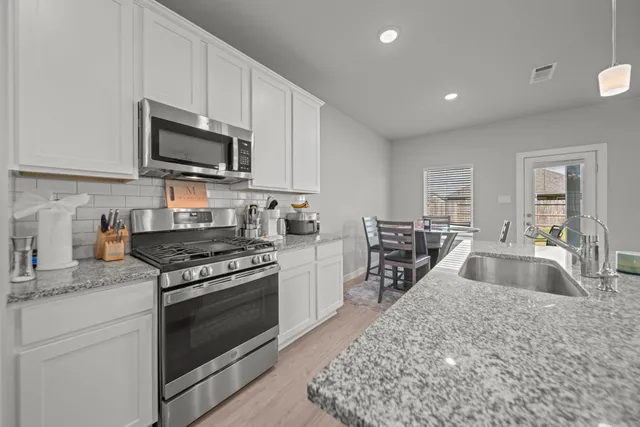 $385,000 | 8622 Oceanmist Cv Drive, Cypress, TX 77433