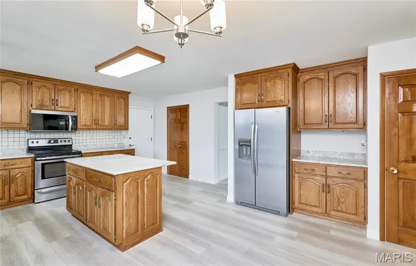 $513,000 | 15648 Sugarridge Court, Chesterfield, MO 63017