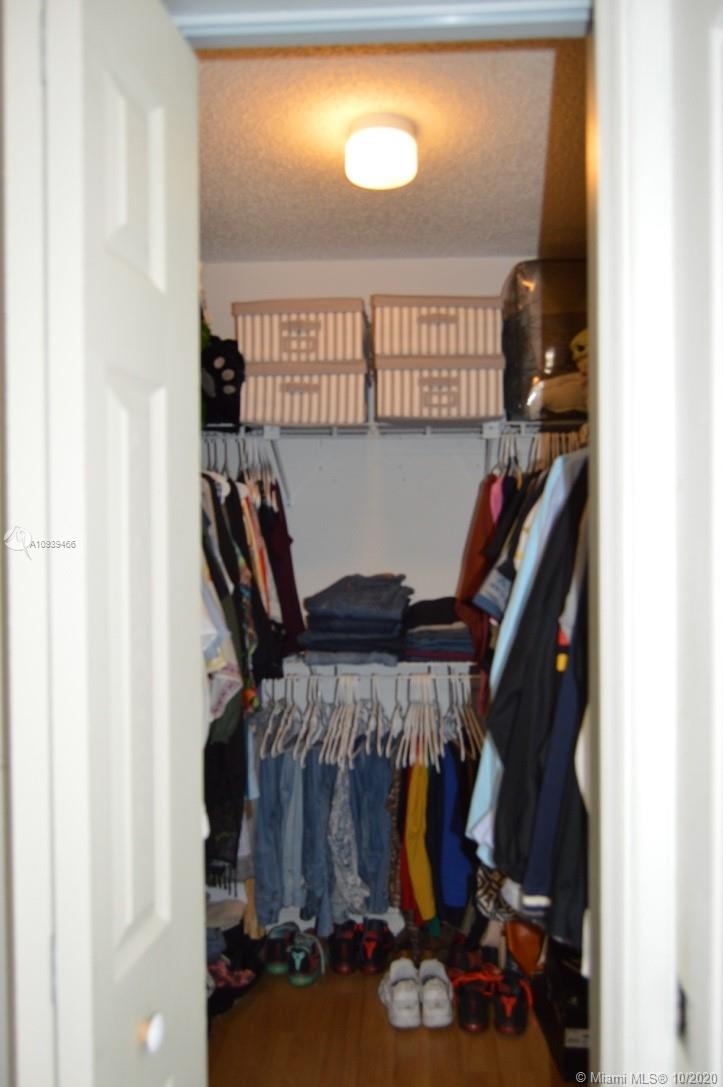 Marbella Park Hialeah, FL 33015 - Photo 20 of 29