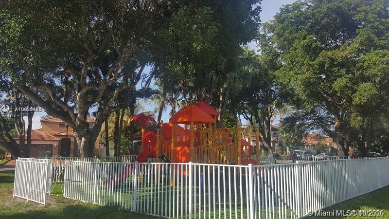 Marbella Park Hialeah, FL 33015 - Photo 28 of 29