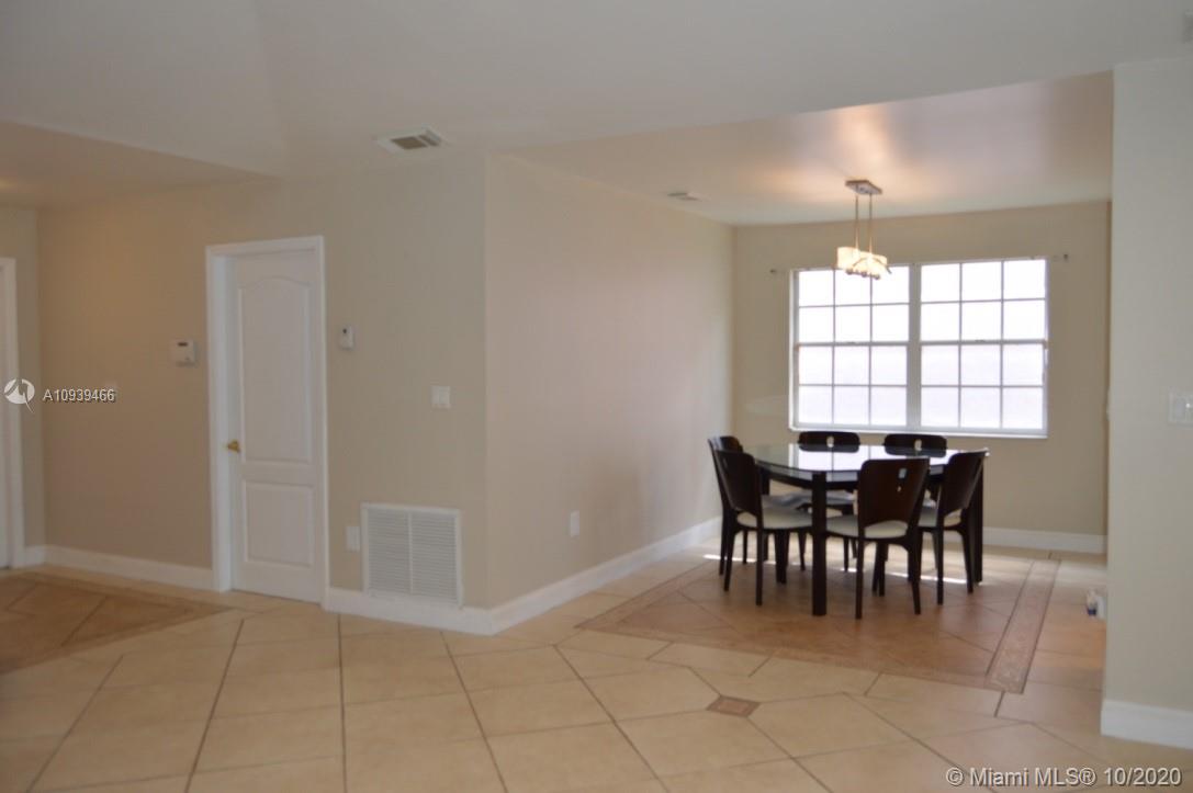 Marbella Park Hialeah, FL 33015 - Photo 6 of 29
