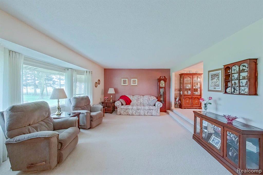 8390 Calkins Road Flint, MI 48532 - Photo 11 of 47