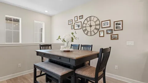 $965,000 | 10861 Blake Way, San Diego, CA 92129