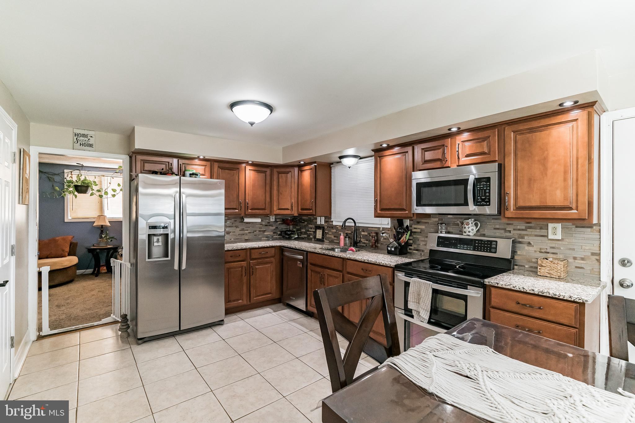 17 Miami Road Norristown, PA 19403 - Photo 13 of 39