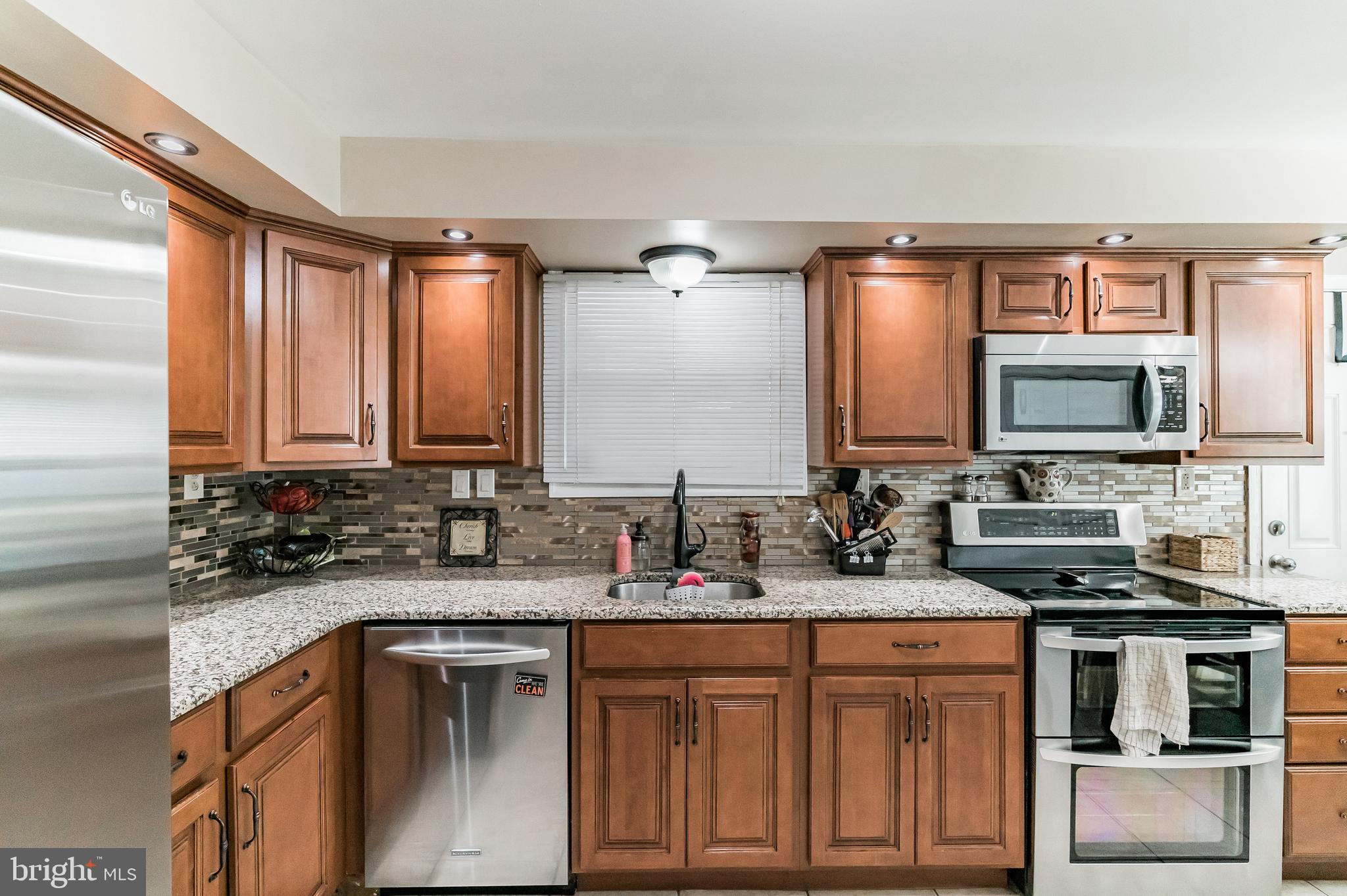 17 Miami Road Norristown, PA 19403 - Photo 19 of 39