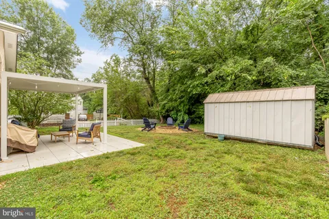 $765,000 | 4147 Taney Avenue, Alexandria, VA 22304
