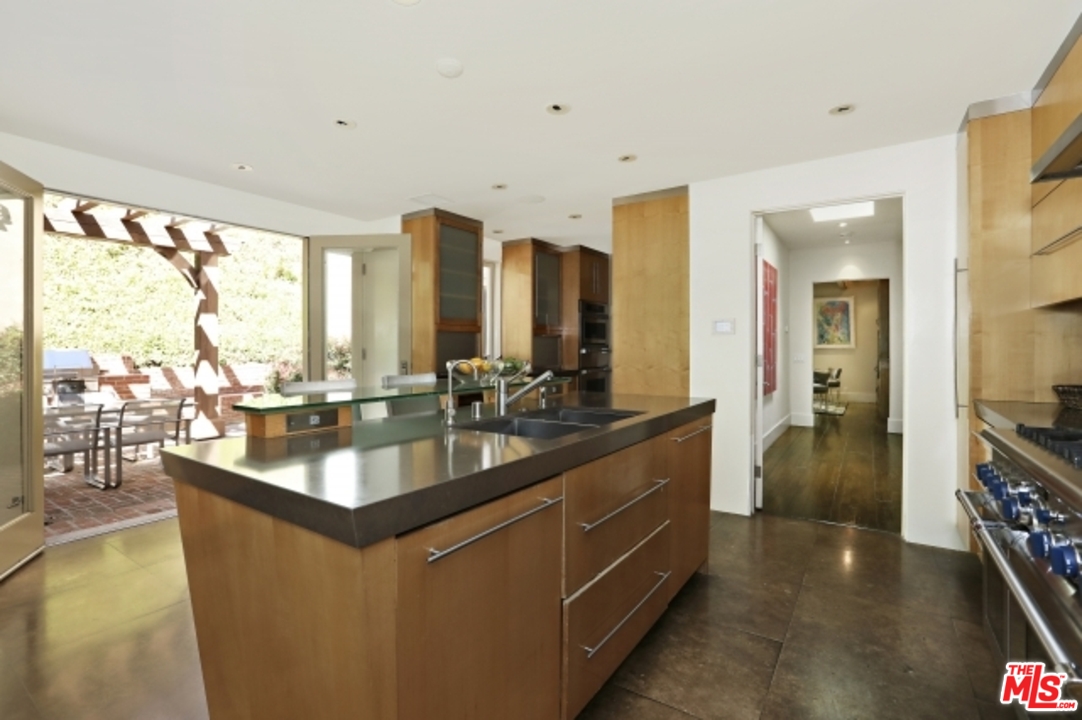 2841 Hutton Drive Beverly Hills, CA 90210 - Photo 20 of 43