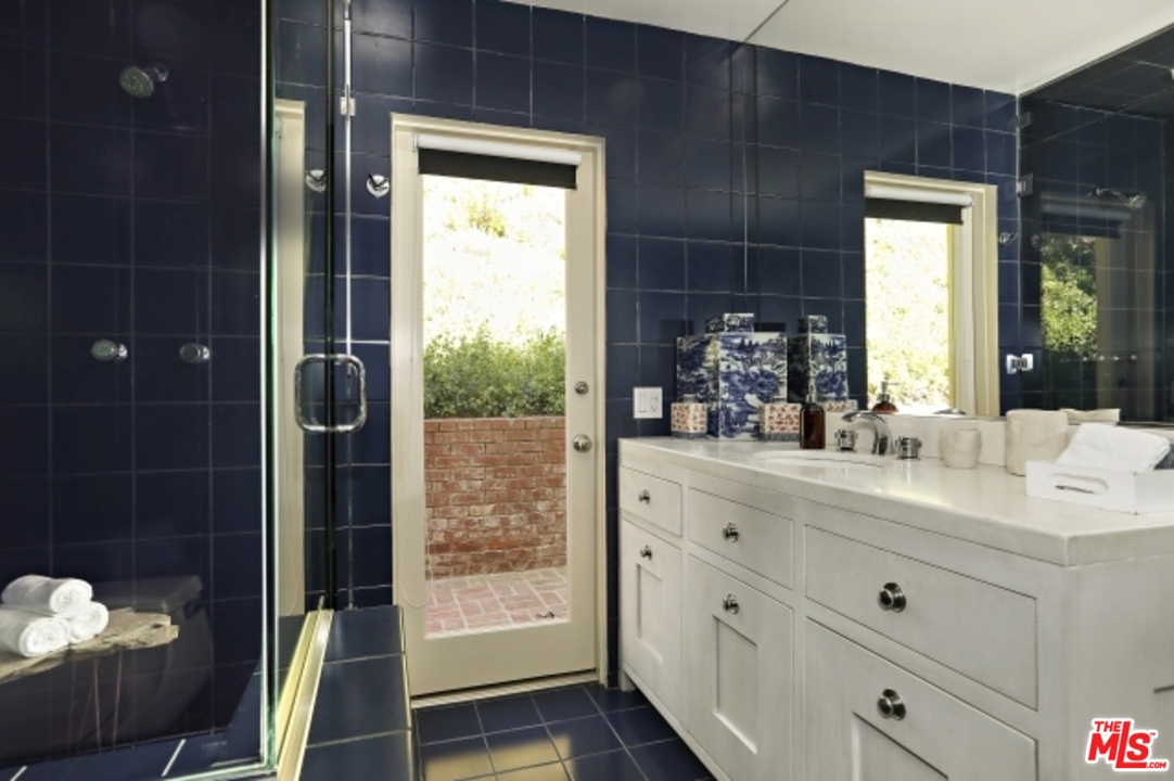 2841 Hutton Drive Beverly Hills, CA 90210 - Photo 31 of 43