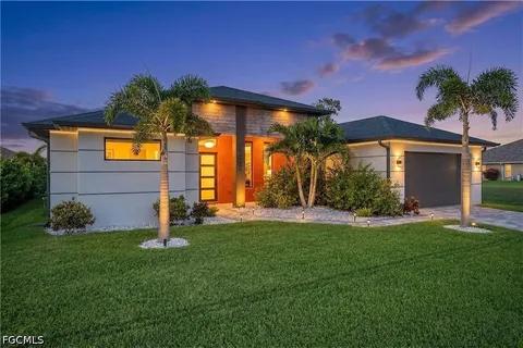 $749,999 | 1903 Southwest 31st Terrace, Cape Coral, FL 33914