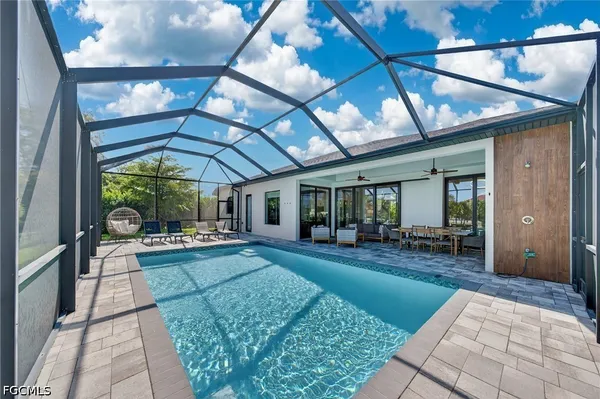 $749,999 | 1903 Southwest 31st Terrace, Cape Coral, FL 33914