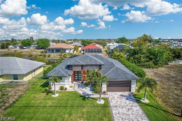 $749,999 | 1903 Southwest 31st Terrace, Cape Coral, FL 33914