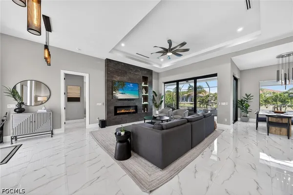 $749,999 | 1903 Southwest 31st Terrace, Cape Coral, FL 33914