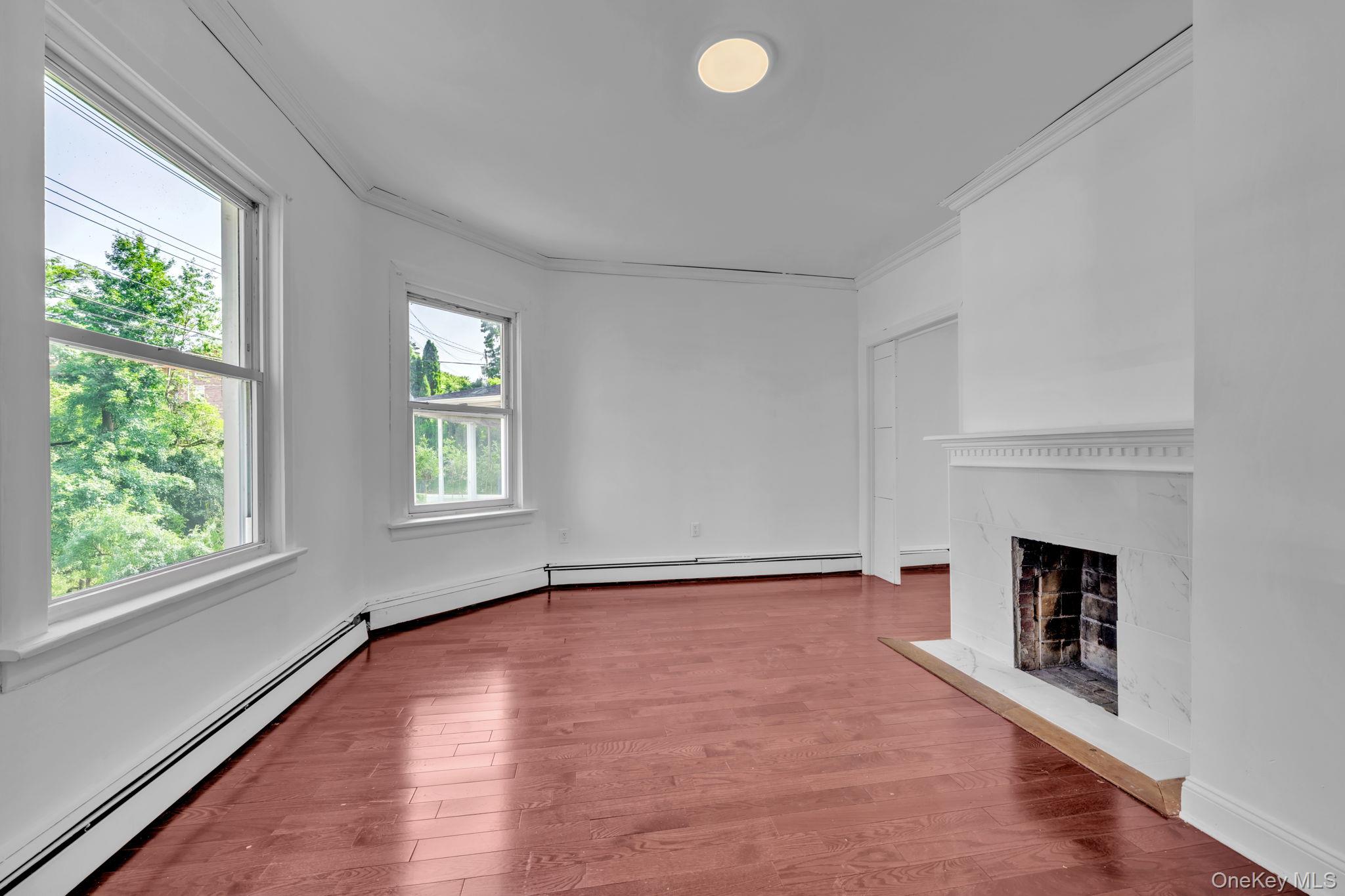 38 Trinity Place New Rochelle, NY 10805 - Photo 8 of 50