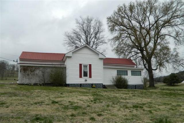 12 Sykes Road Hickman, TN 38567 - Photo 1 of 7 Gallery Image 1