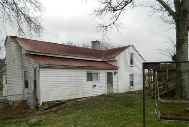 12 Sykes Road Hickman, TN 38567 - Photo 2 of 7 Gallery Image 2