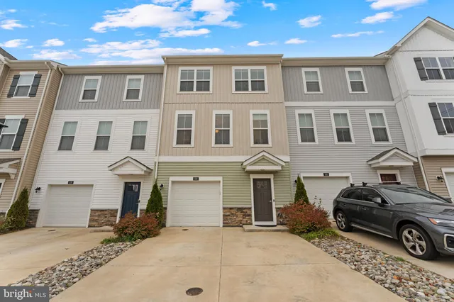 $475,000 | 304 Red Currant Way, Fredericksburg, VA 22405