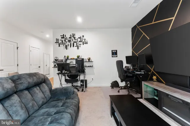 $475,000 | 304 Red Currant Way, Fredericksburg, VA 22405