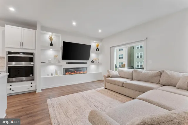 $475,000 | 304 Red Currant Way, Fredericksburg, VA 22405