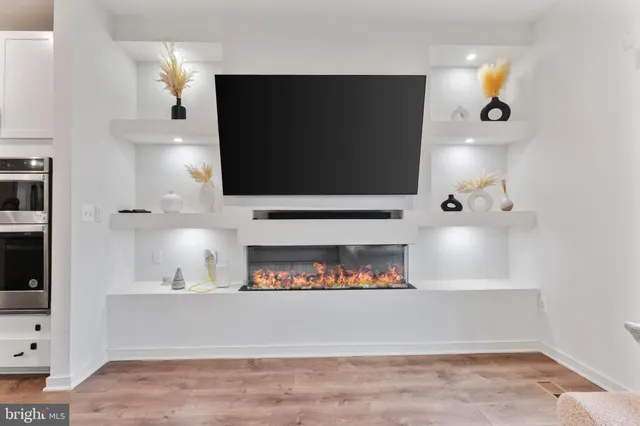 $475,000 | 304 Red Currant Way, Fredericksburg, VA 22405