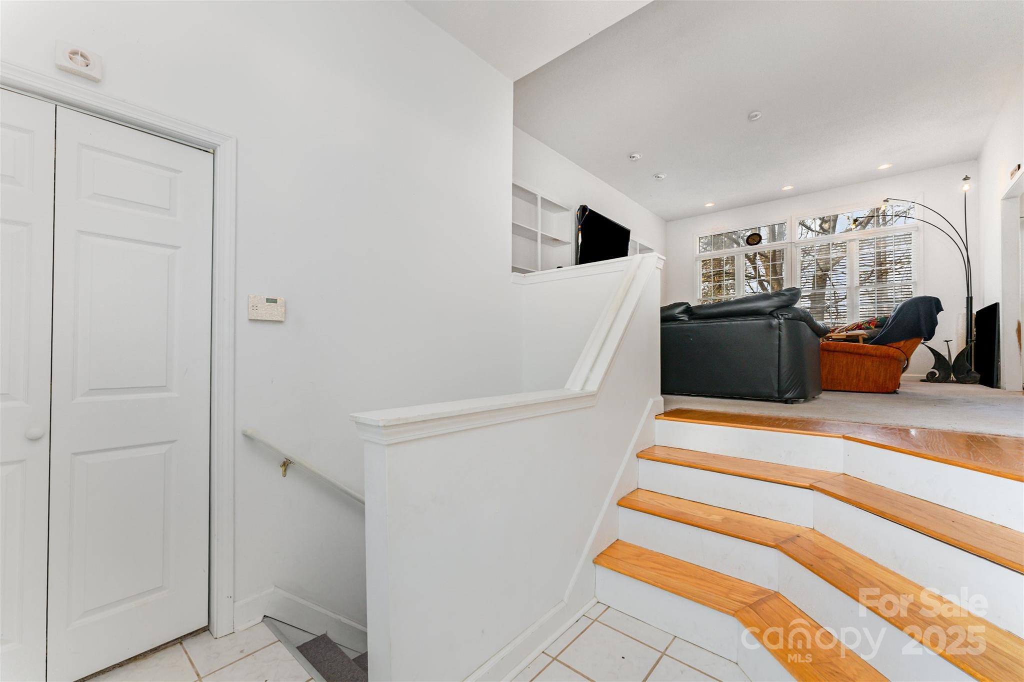 5915 Sullins Road Charlotte, NC 28214 - Photo 2 of 18 Gallery Image 2