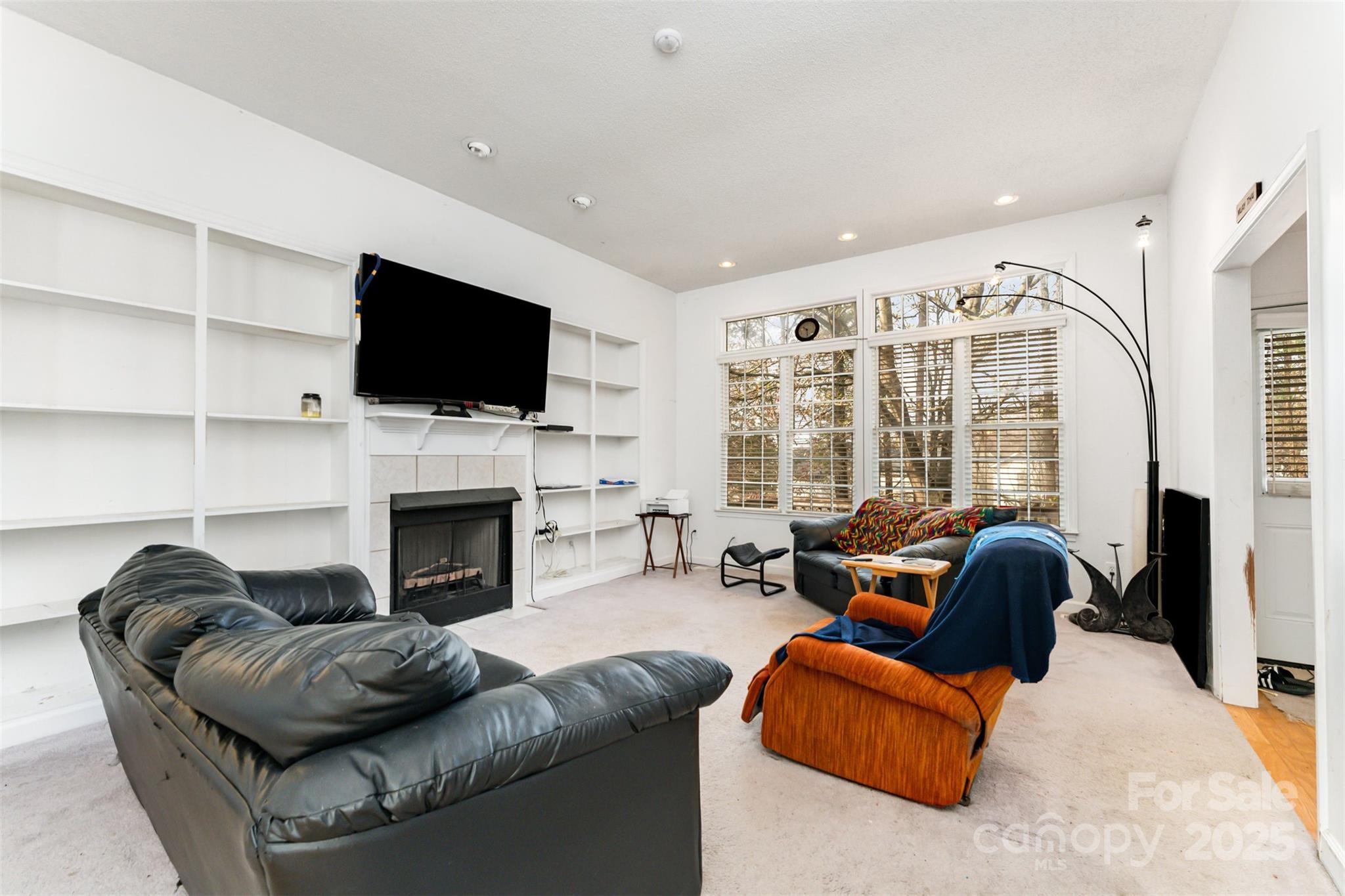 5915 Sullins Road Charlotte, NC 28214 - Photo 5 of 18 Gallery Image 5