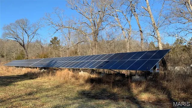 $460,000 | 3136 Mill Hill Road, St. Clair, MO 63077