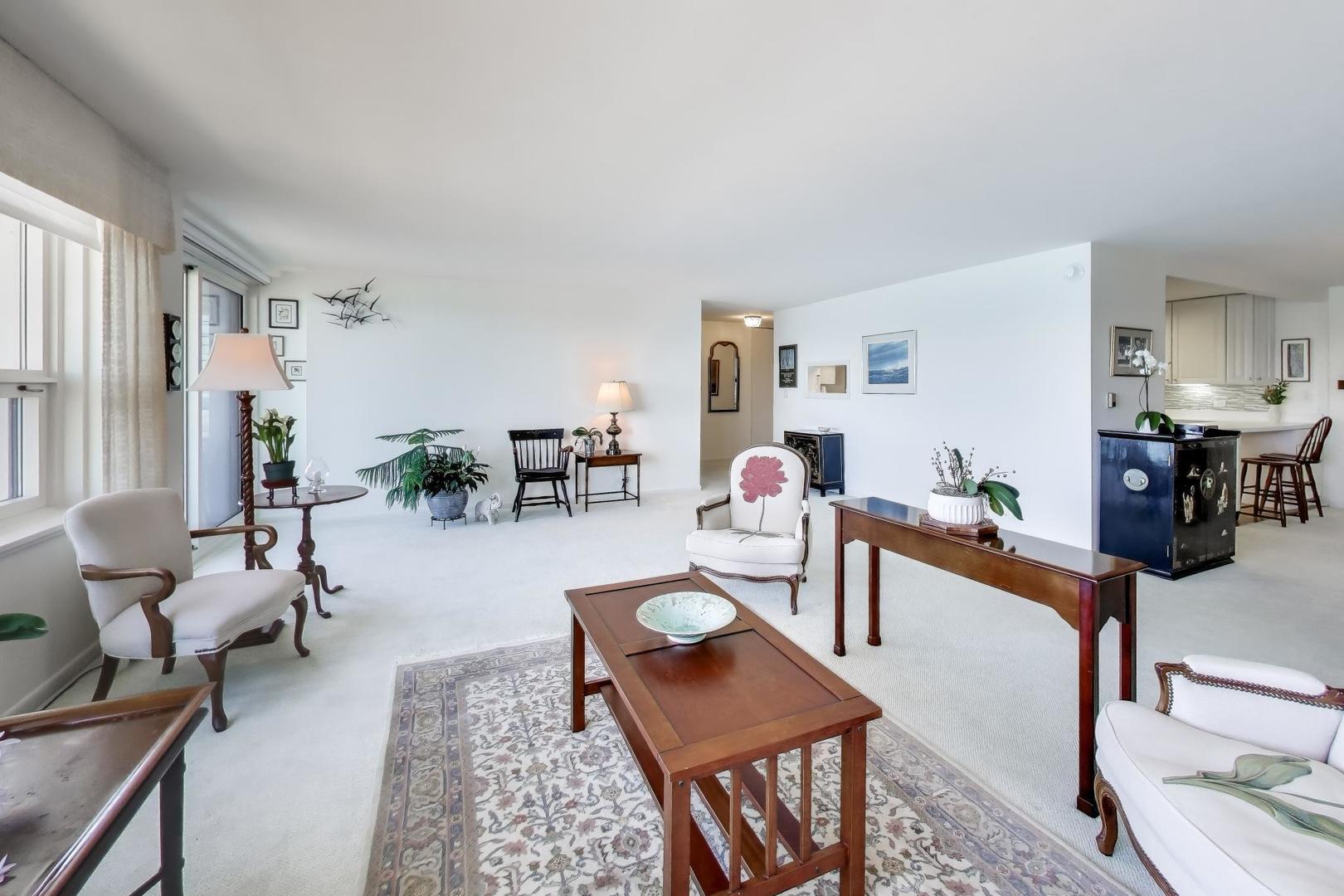 1630 Sheridan Road, Unit 7K Wilmette, IL 60091 - Photo 8 of 28 Gallery Image 8