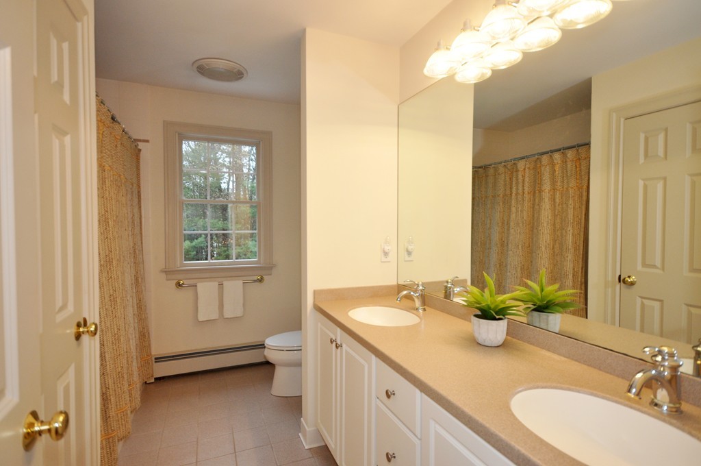 18 Sweeney Ridge Road Bedford, MA 01730 - Photo 11 of 17 Gallery Image 11