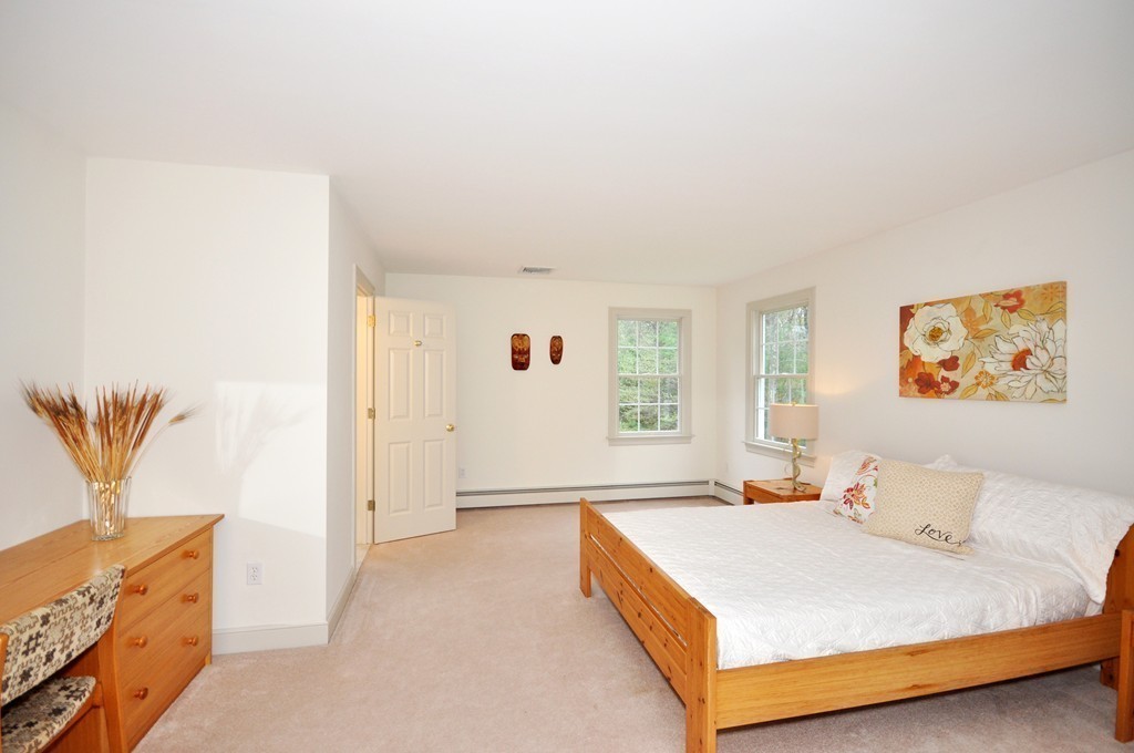 18 Sweeney Ridge Road Bedford, MA 01730 - Photo 12 of 17 Gallery Image 12