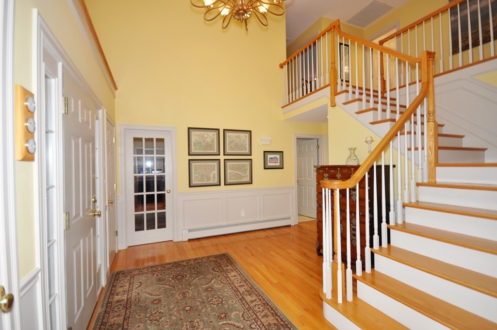 18 Sweeney Ridge Road Bedford, MA 01730 - Photo 3 of 17 Gallery Image 3