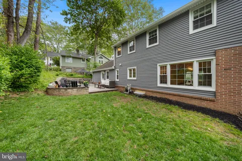 $1,050,000 | 161 Rolling Road, Bala Cynwyd, PA 19004