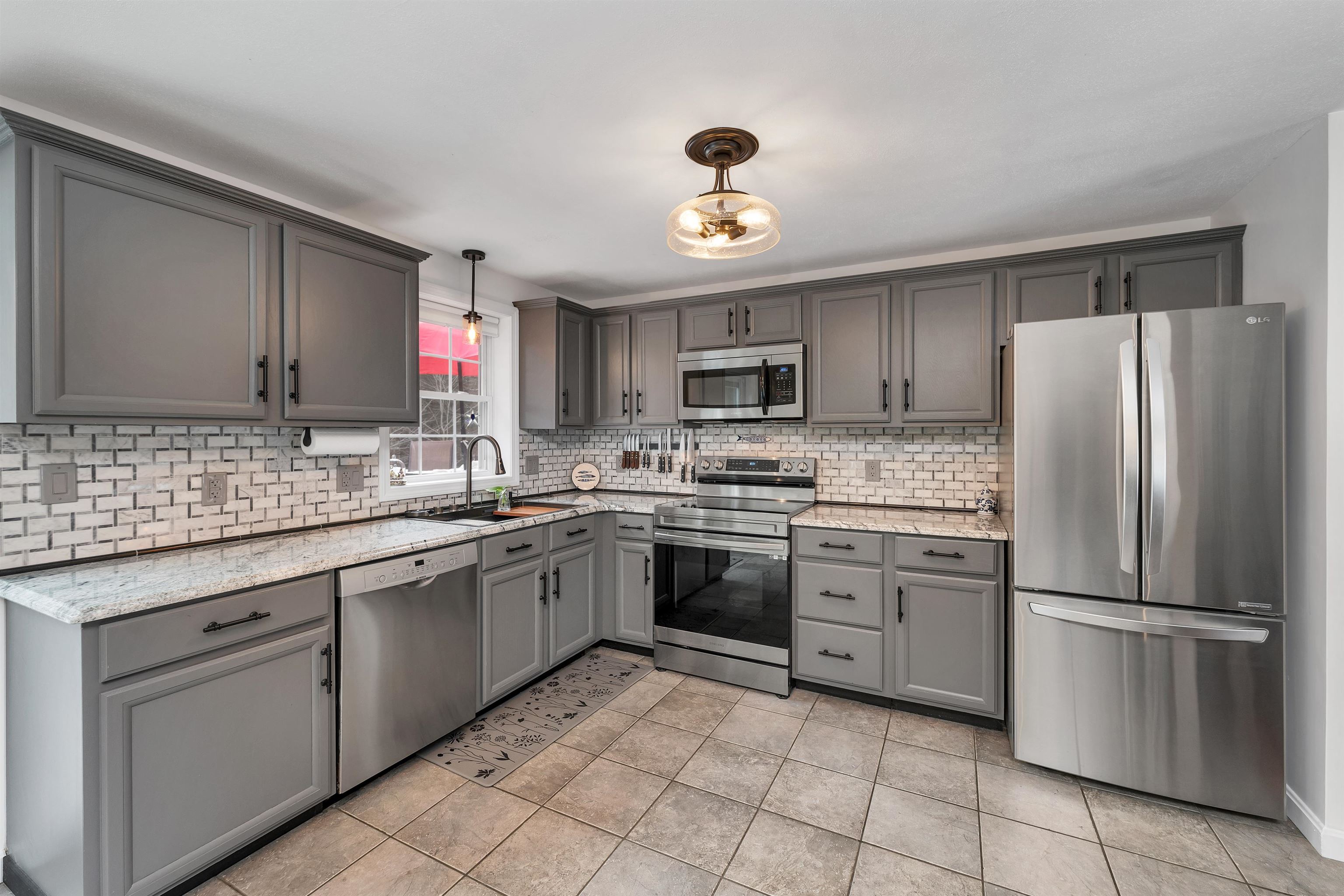 77 Cross Road Strafford, NH 03884 - Photo 11 of 55