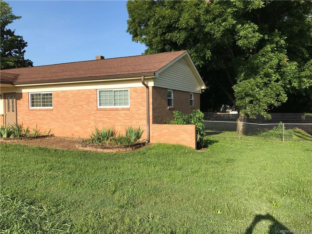 3310 Roberta Church Road Concord, NC 28027 - Photo 3 of 17 Gallery Image 3