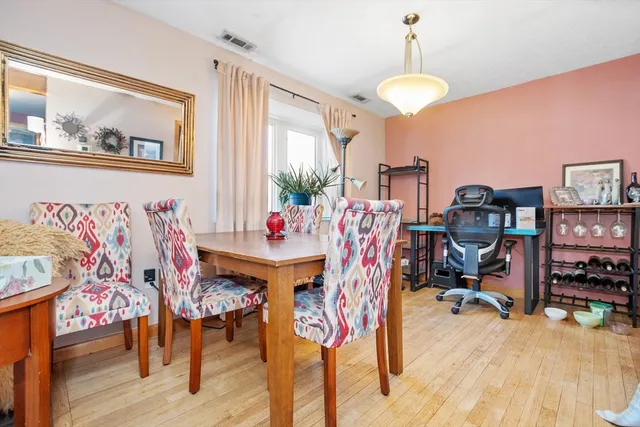 $275,000 | 25 Meadow Pond Drive, Unit J, Leominster, MA 01453