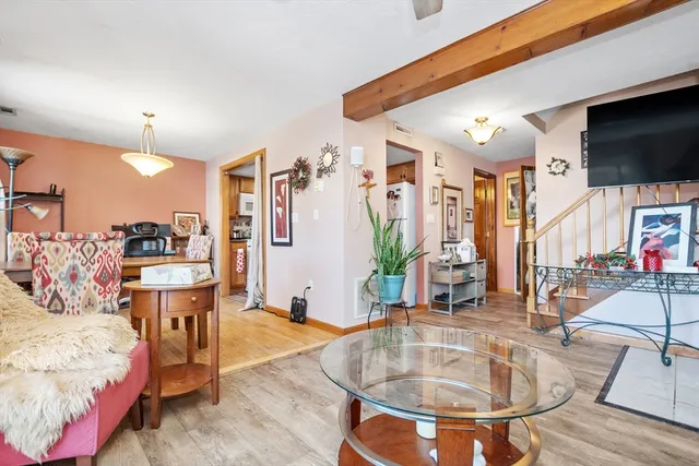 $275,000 | 25 Meadow Pond Drive, Unit J, Leominster, MA 01453