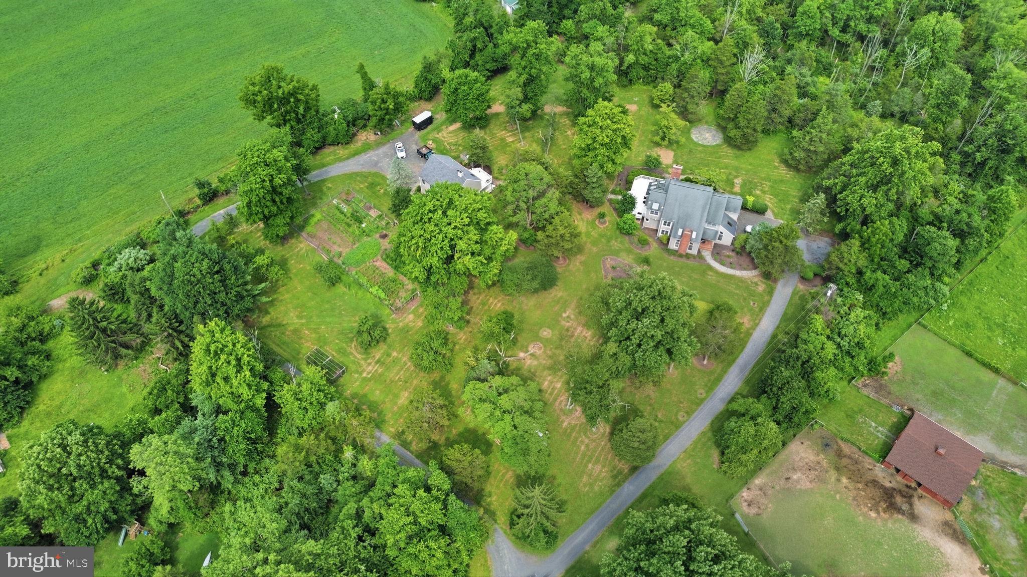 136 Rocktown-lamb Road Lambertville, NJ 08530 - Photo 3 of 107