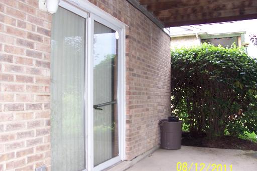 659 Katherine Lane Addison, IL 60101 - Photo 13 of 16