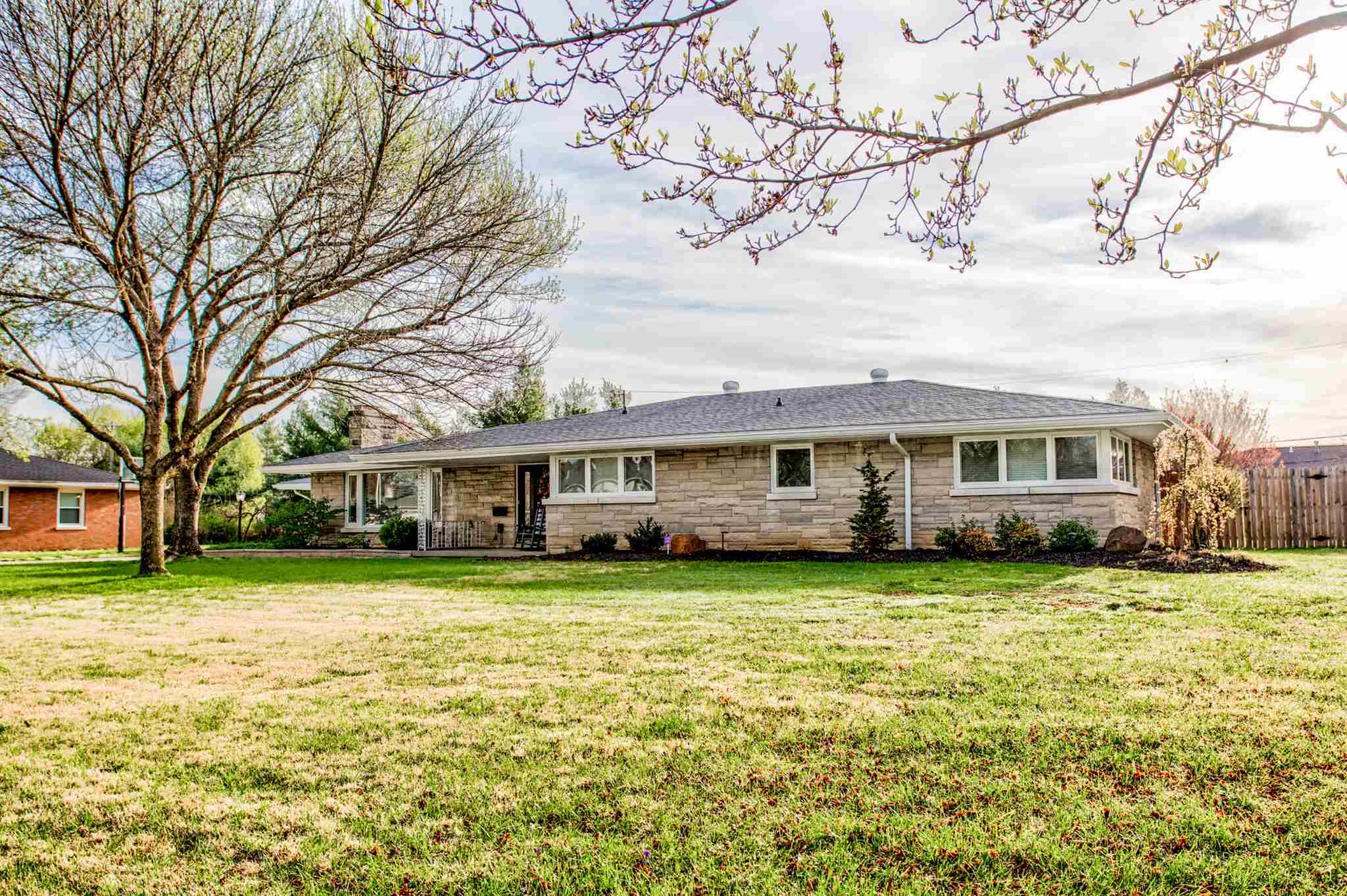 850 Blue Ridge Road Evansville, IN 47714 - Photo 2 of 36 Gallery Image 2