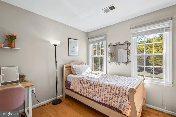 $575,000 | 8024 Bethelen Woods Lane, Springfield, VA 22153