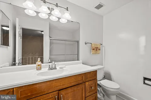 $575,000 | 8024 Bethelen Woods Lane, Springfield, VA 22153