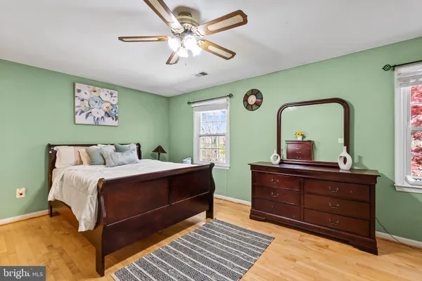 $575,000 | 8024 Bethelen Woods Lane, Springfield, VA 22153