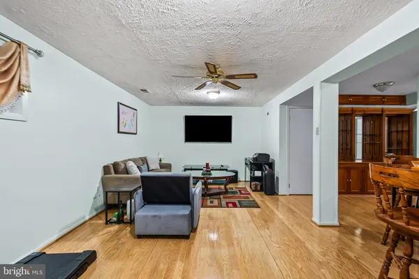 $575,000 | 8024 Bethelen Woods Lane, Springfield, VA 22153