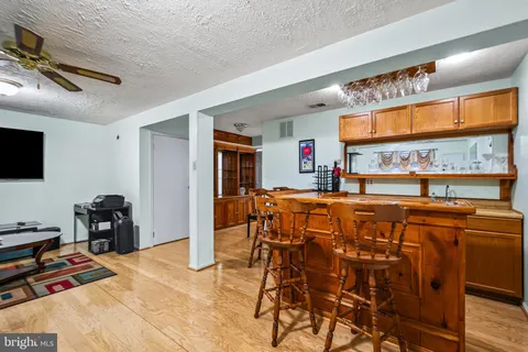 $575,000 | 8024 Bethelen Woods Lane, Springfield, VA 22153