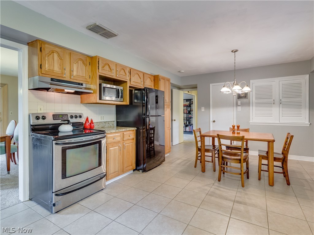 356 Crystal Lake Road Akron, OH 44333 - Photo 25 of 30 Gallery Image 25