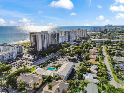 $324,999 | 1751 South Ocean Boulevard, Unit 104, Lauderdale-by-the-Sea, FL 33062