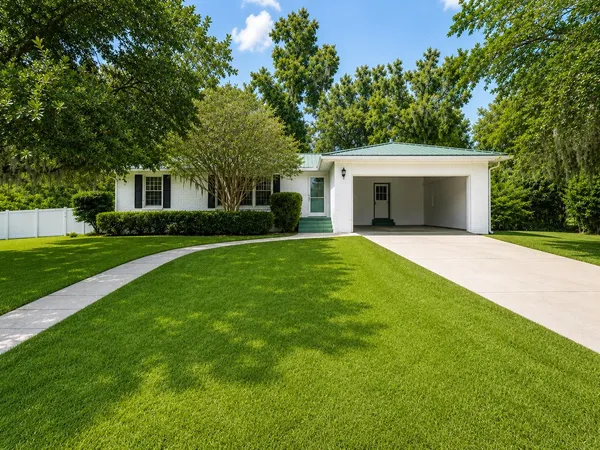 $259,900 | 495 Northeast Fraleigh Drive, Madison, FL 32340